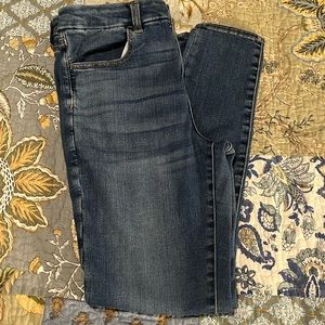 American Eagle -curvy high rise Jegging. Size 10. Gently used. Smoke free home